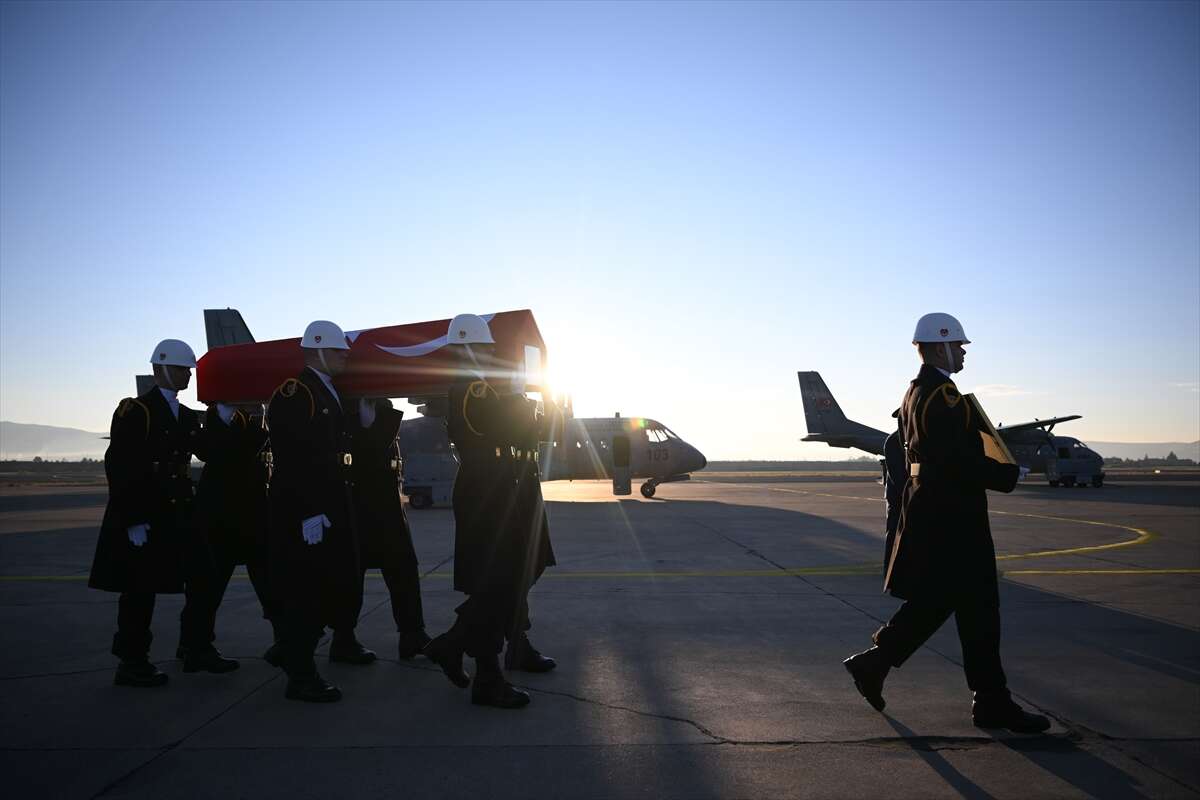 Konya’da şehit eşinden Ahmet Yasir Kuyucu’ya yürek yakan veda 37